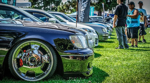 Tunique homme : 50 styles pour réinventer votre look